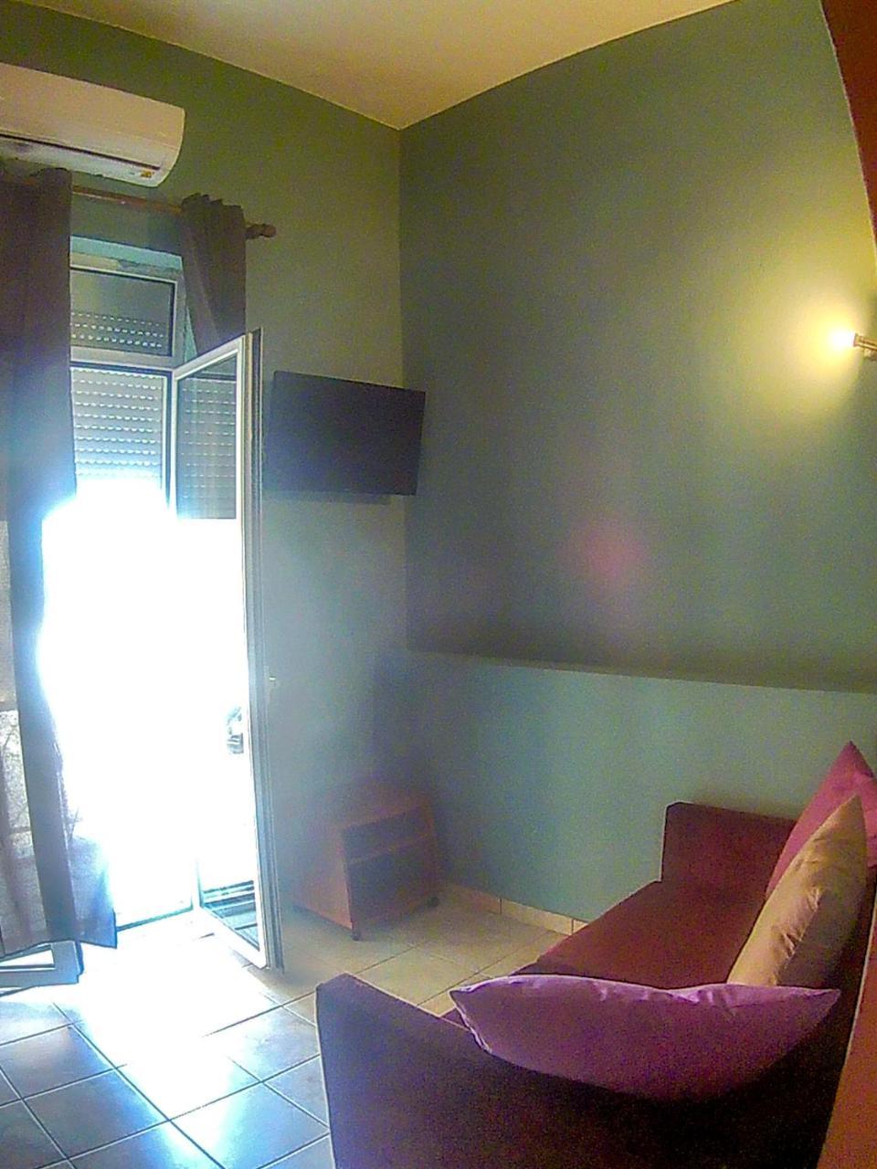 איגומניטסה Alexander Rooms & Apartments מראה חיצוני תמונה